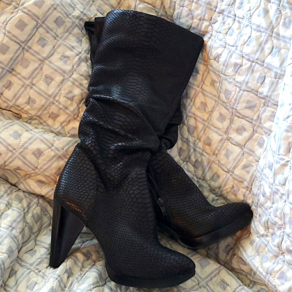 Carlos by Carlos Santana Infatuation Slouch Boots